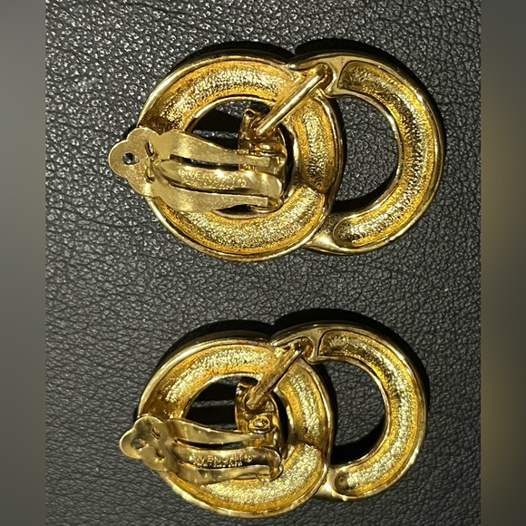 Vintage Givenchy Double Hoop Infinity Clip on Earrings Runway collection - Picture 7 of 7